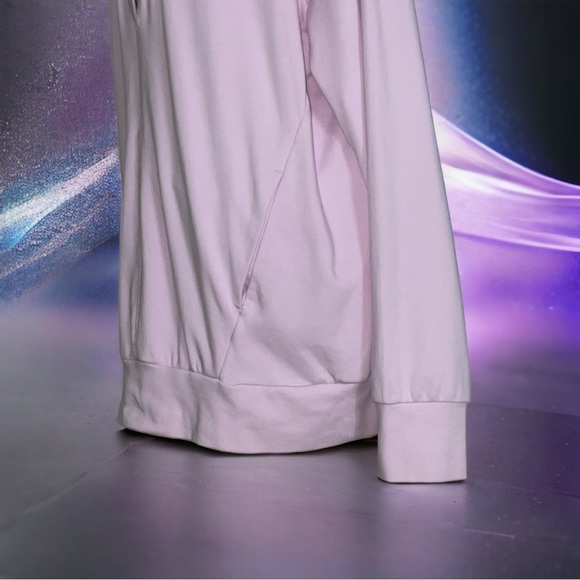 Fabletics Sweatshirt - Picture 9 of 11